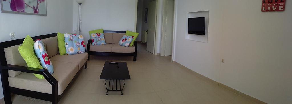 Fiona Seafront Apartments Никиана Екстериор снимка
