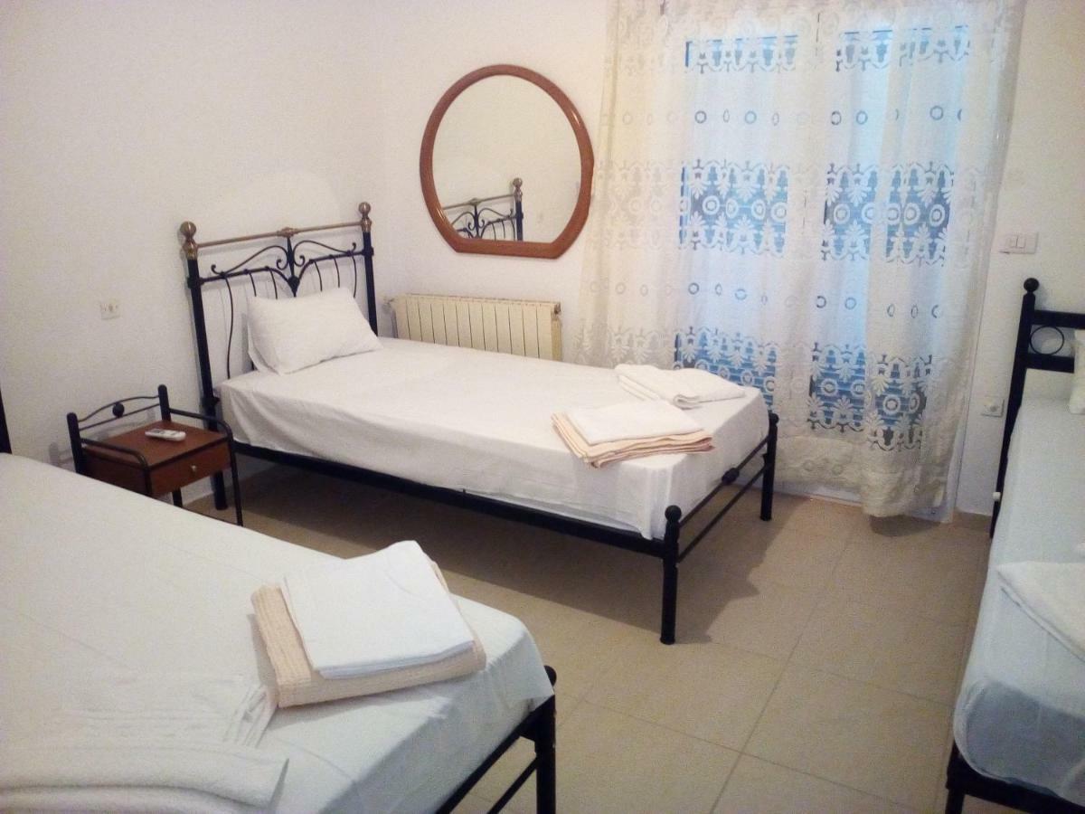 Fiona Seafront Apartments Никиана Екстериор снимка